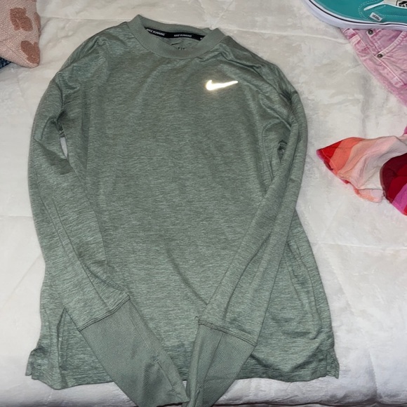 Nike Tops - NIKE RUNNING LONG SLEEVE DRY FIT